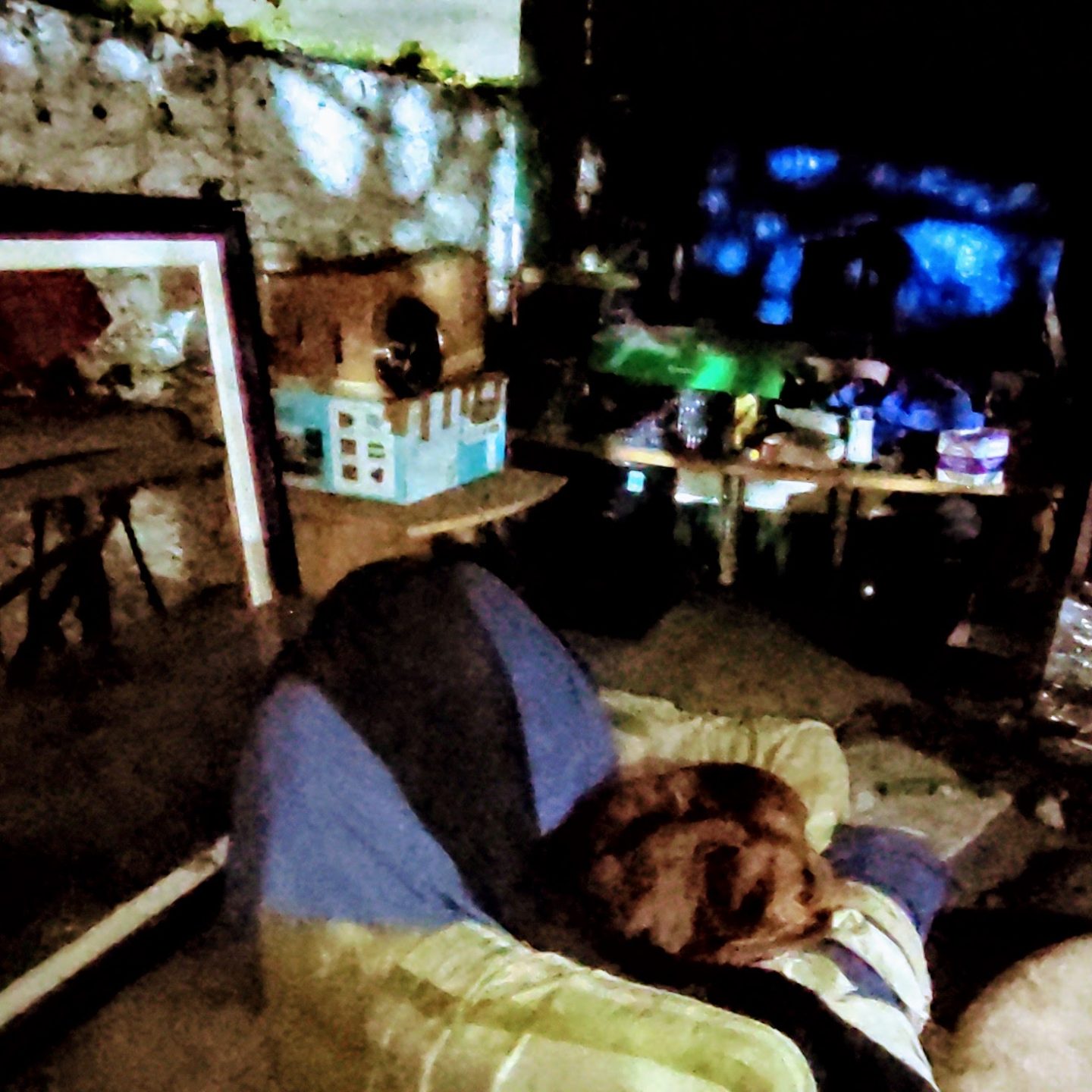 Ironía; Consejos para Artistas